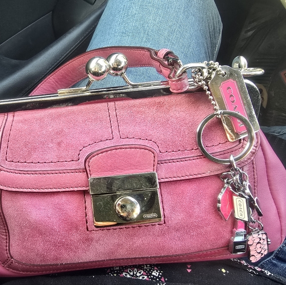 Rockraquel Poshmark Live SHOW! Poshlive! Let's have fun!!💚 - Picture 10 of 17